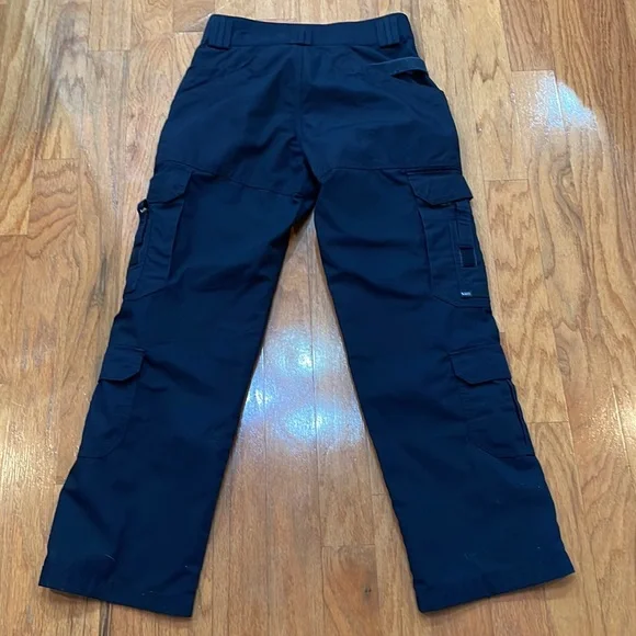 5.11 Tactical Series Women’s Size 10 Cargo Pants Tons of pockets waist grippers - Picture 11 of 14